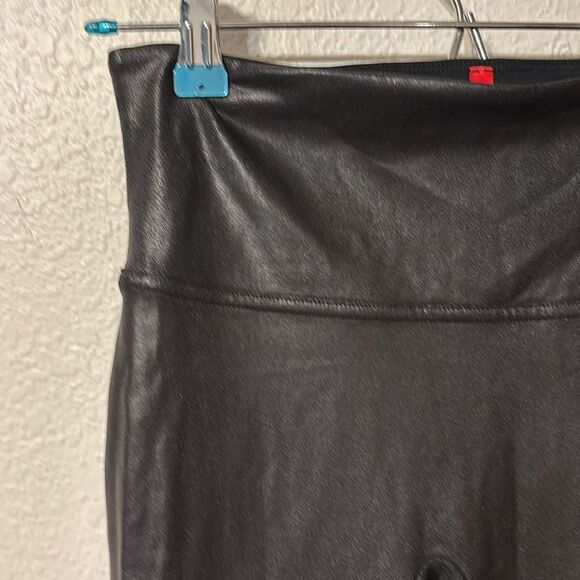Spanx Faux Leather Leggings Medium - Picture 3 of 4